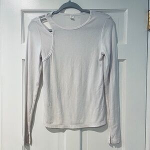 Old Navy UltraLite Go-Dry Ribbed Asymmetric Cutout Tee – White – Size Small